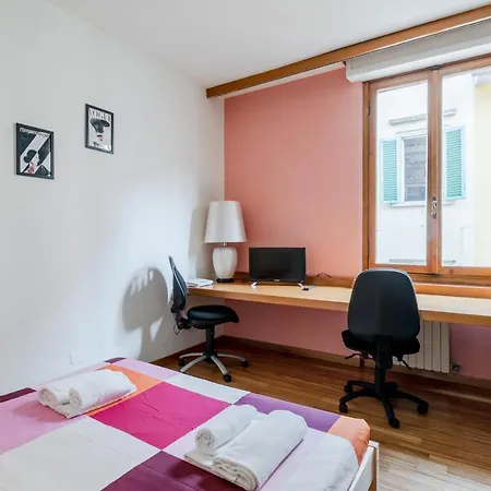 Apartment Santa Croce - Chic Retreat In The Heart Of Florence