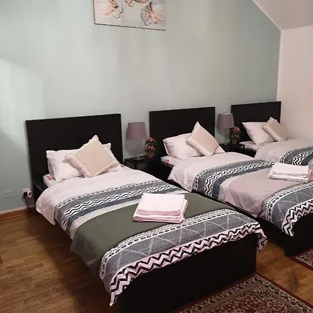 Inn 21 *