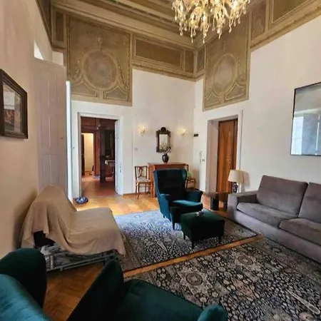 Storico Nel Centro Florence