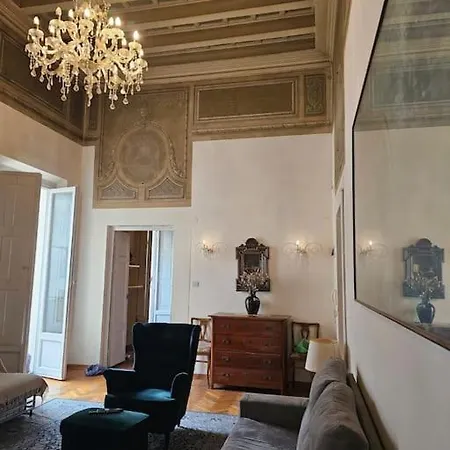 Appartamento Storico Nel Centro