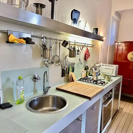 Apartment Near Ponte Vecchio: Luxury Flat Florence