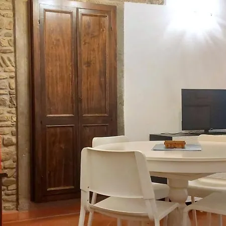Borgo Allegri Appartamento *