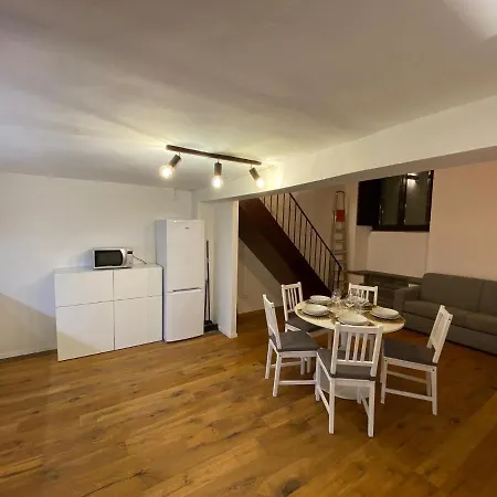 Signoria Flat 5* Centro Storico Apartment