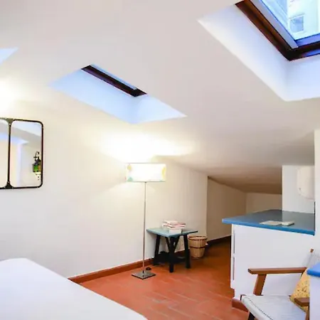 Santa Croce Traditional House Apartment