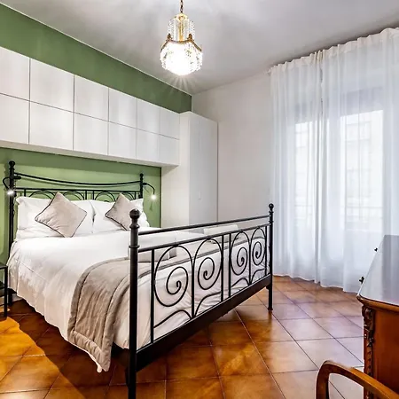 Yid Comfortable With Lift Apartment *