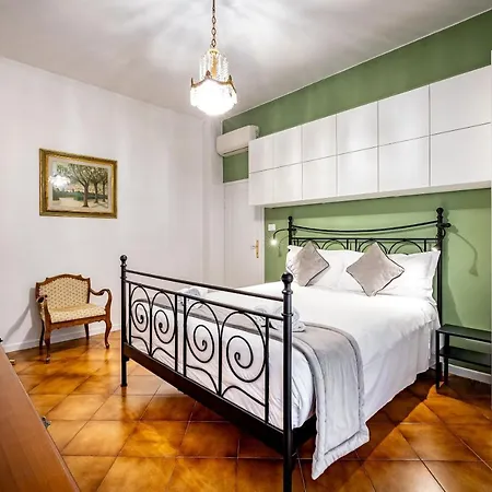 Apartment Yid Comfortable With Lift