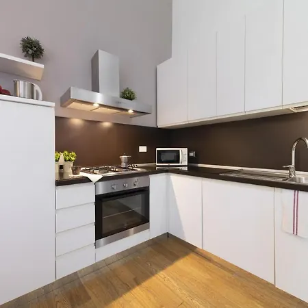 Bright Santa Croce Apartment Florence