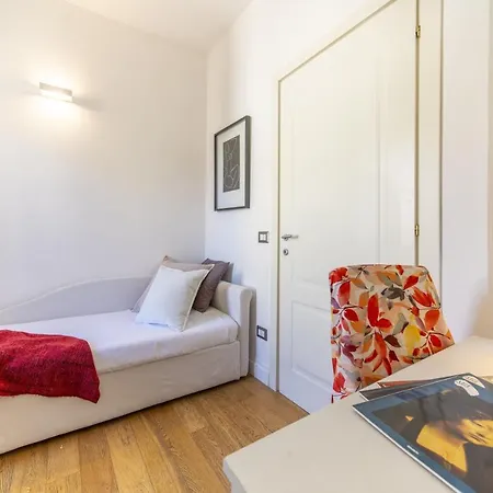 Apartment Bright Santa Croce
