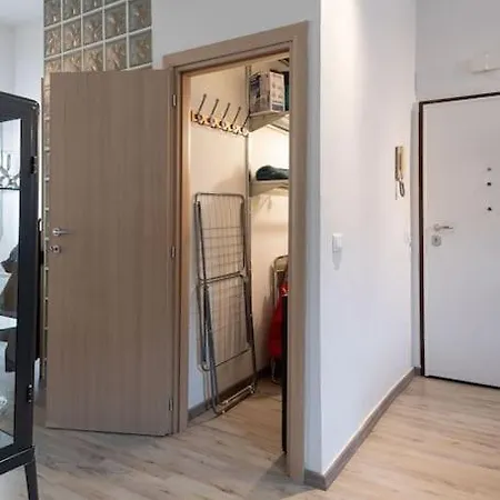 Unyca - Charming Cozy Retreat -