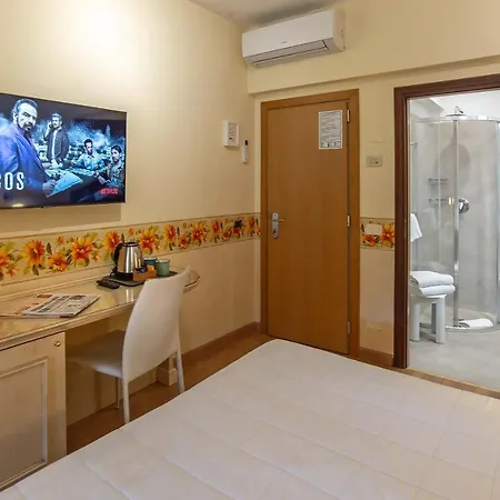 Jane Hotel 3*