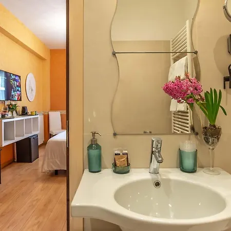 Jane Hotel 3*