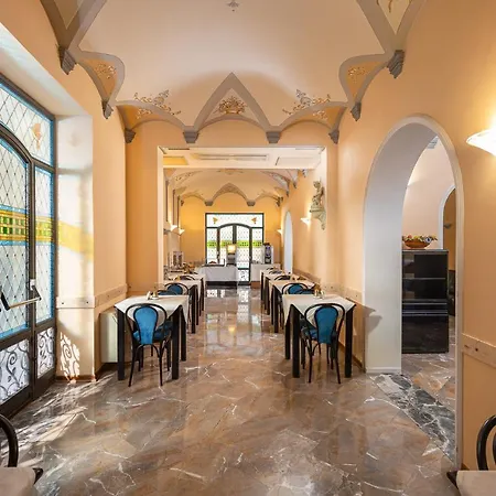 Hotel City 3* Florence