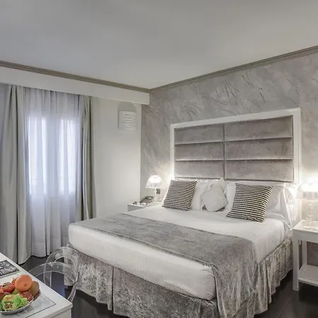 Rivoli Boutique
