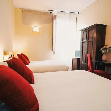 Galileo Hotel 3*