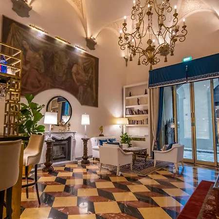 Hotel Golden Tower & Florencja