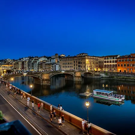 Palazzo Alfieri Residenza D'epoca Hotel 4*