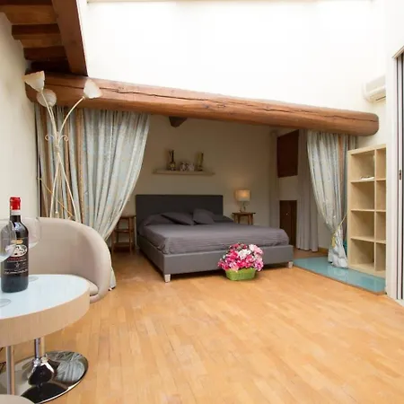 Santa Reparata Loft Apartamento *