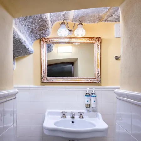 Apartment Numa Palazzo Belfiore