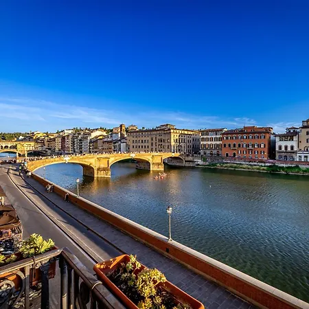 Palazzo Alfieri Residenza D'epoca Hotel 4*