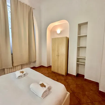 Apartman A Due Passi Dall'accademia