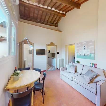 Apartment Santa Croce Historical By Sweet Homes