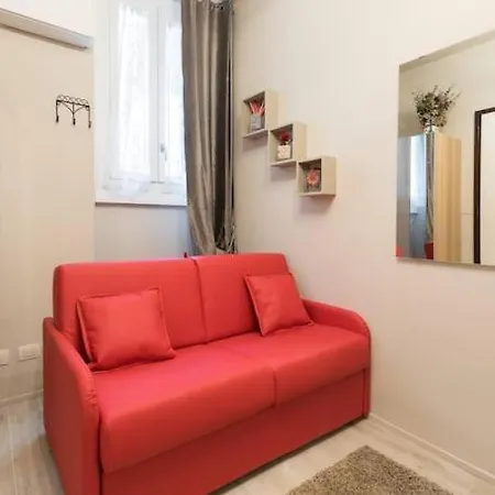 Keys Of Italy - Sreparata 24 Small - Cozy Nest Looks For Solo Traveller * Florence