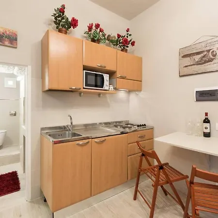 Keys Of Italy - Sreparata 24 Small - Cozy Nest Looks For Solo Traveller Apartment *