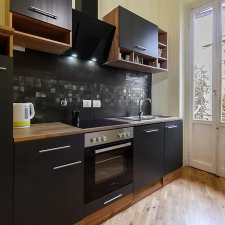 Fabbroni 3 Bedrooms By Mmega