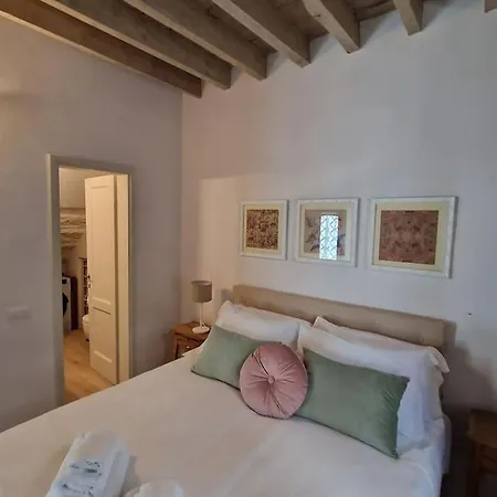 Angolo Al Giardino Delle Rose Apartment