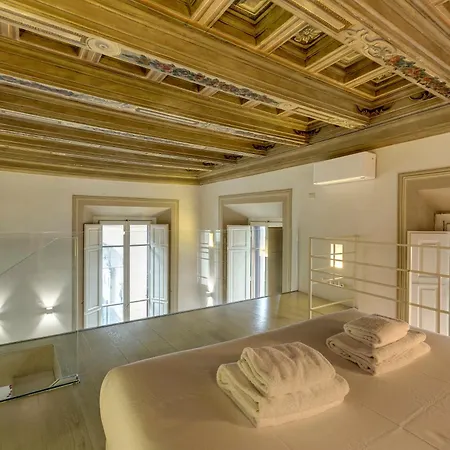 Apartment Gold Florence
