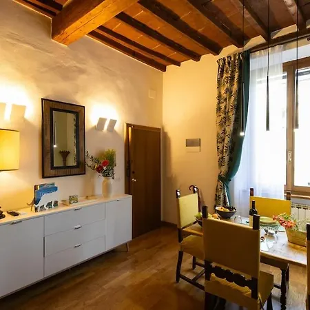 Ariosto Charme Apartment *