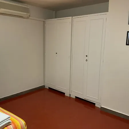 Apartment Apostolino *