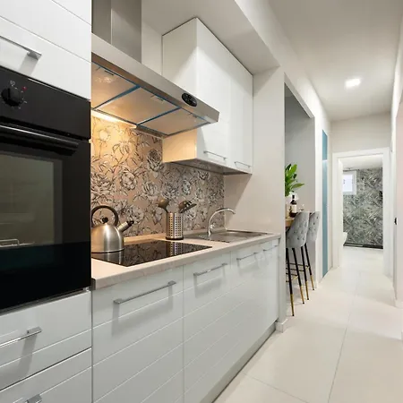 Via San Gallo 123 - Charming - Jungle House In Center Apartment *