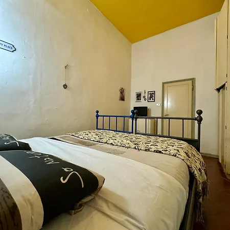 Il Segreto Di Via Laura - House In Apartman *