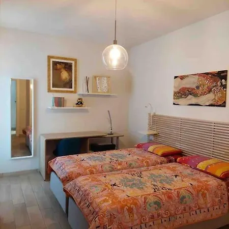 Nuovissimo 7min Dastazionesmn Apartment *