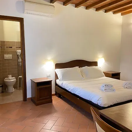 Bed & Breakfast Casale Dei Cento Acri 2*