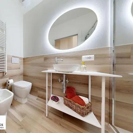 Sonia With Free Parking By Sweet Homes * Florenz
