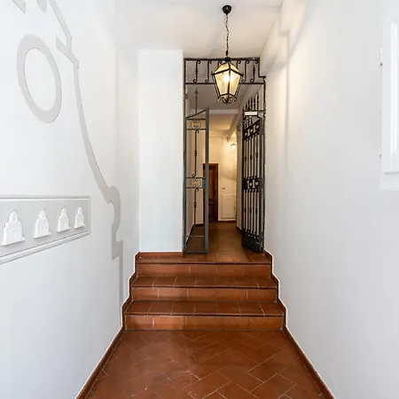 Apartment Cortile Santa Monaca *