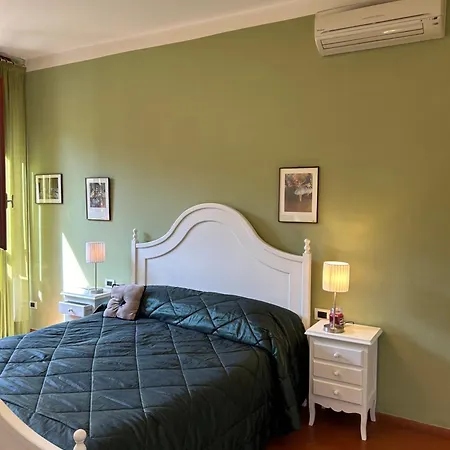 Borgo San Jacopo 8 *