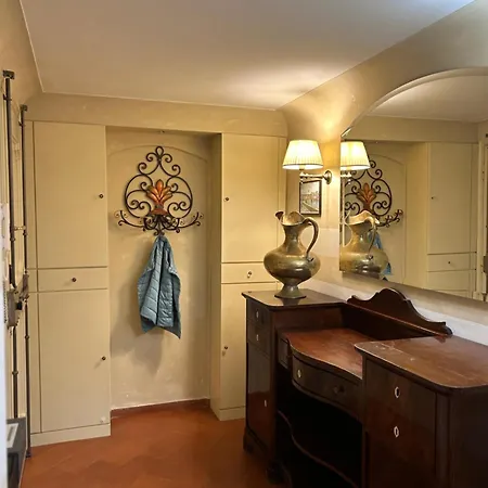 Borgo San Jacopo 8 Apartment Florence