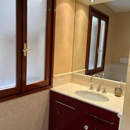 Borgo San Jacopo 8 Florenz