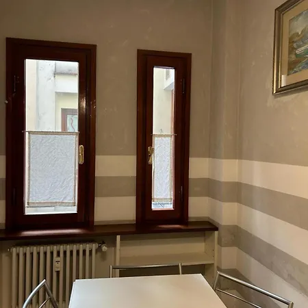 Borgo San Jacopo 8 * Florence