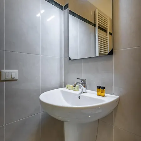 Yid Agnolo Three Bedroom In Firenze