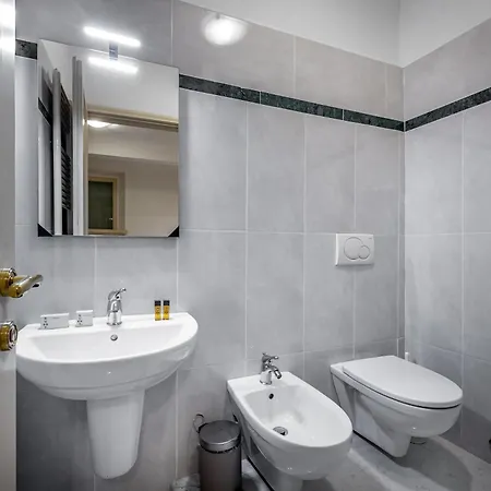 Yid Agnolo Three Bedroom In *