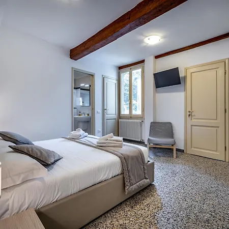Yid Agnolo Three Bedroom In Appartamento Firenze