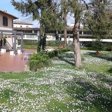 Casale Dei Cento Acri Bed & Breakfast Firenze