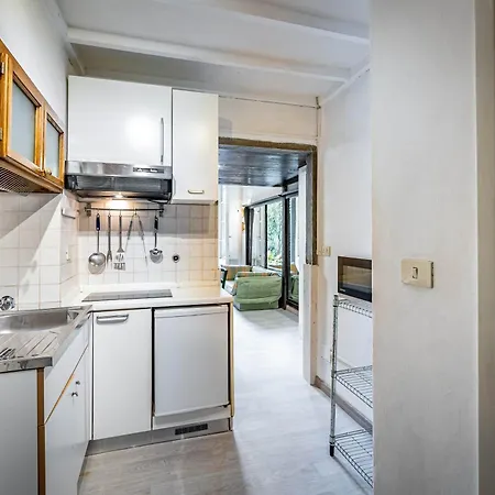 Roommo Pergola Apartment