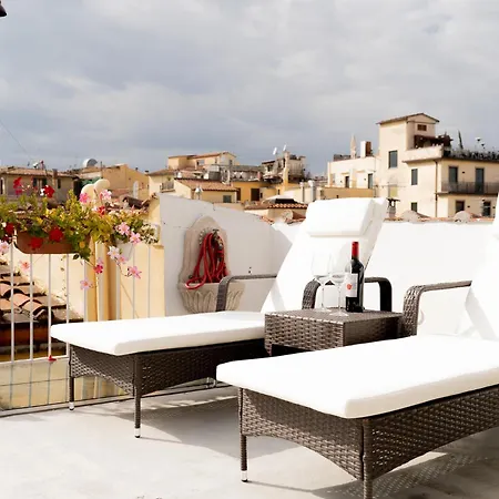 Guest house The Dream Terrace - Elena Grey