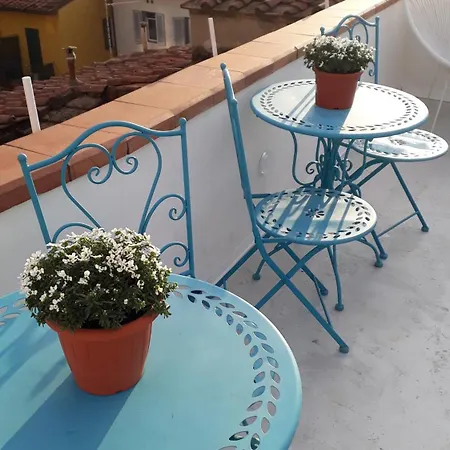 The Dream Terrace - Elena Grey * Florence