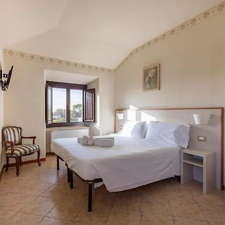 La Stella Hotel 2*